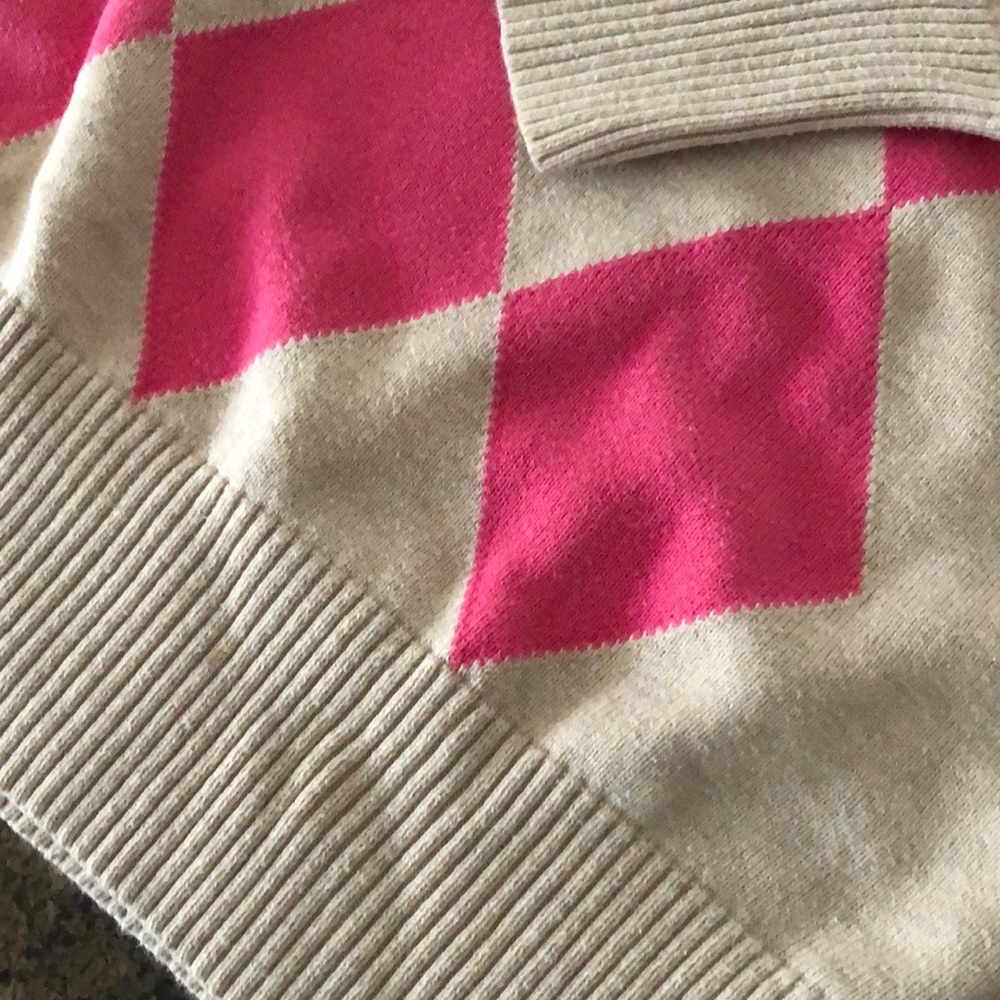 Sweater - Picture 4 of 4